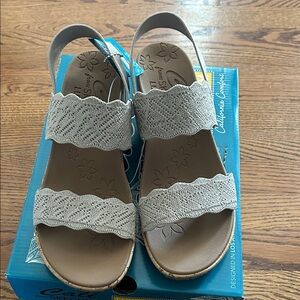 Easy Street Lace Detail Sandals - Cream